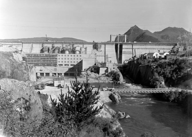Waipapa Hydro Dam during construction